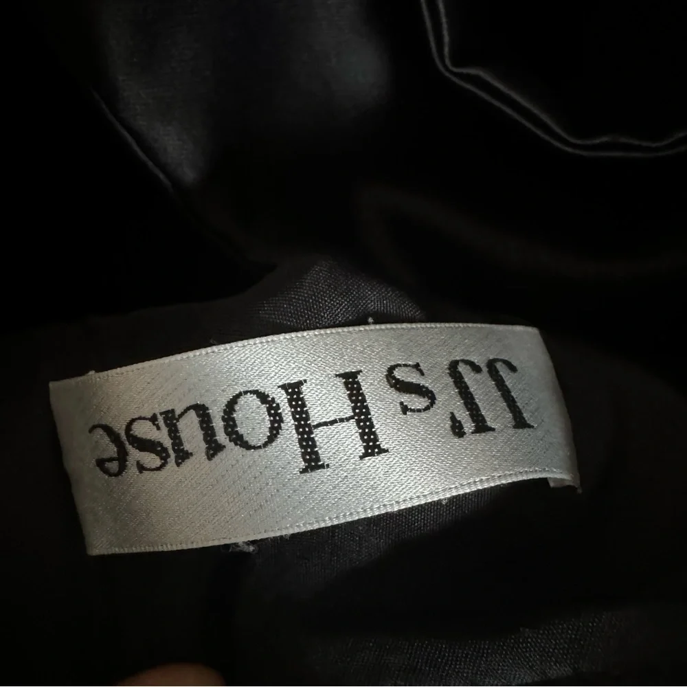 JJ’s House: A-line V-neck Asymmetrical Satin Evening Dress (USED ONCE) - Picture 10 of 10